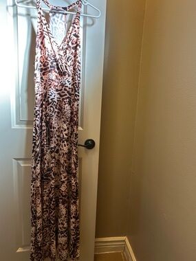 Jennifer Lopez Brown and Cream Leopard Print Maxi Dress